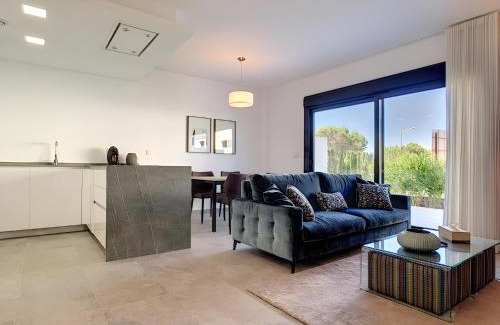 Torrevieja Apartment | Balcon de la Laguna Ground Floor 3 BR - By OYOOSTAYS