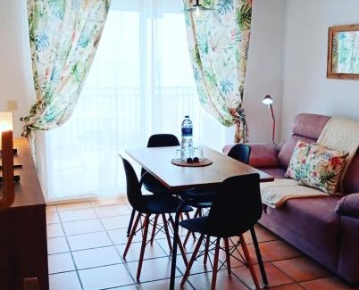 Velilla-Taramay Apartment | BALCON PLAYA Y PISCINA Velimar PONDOS