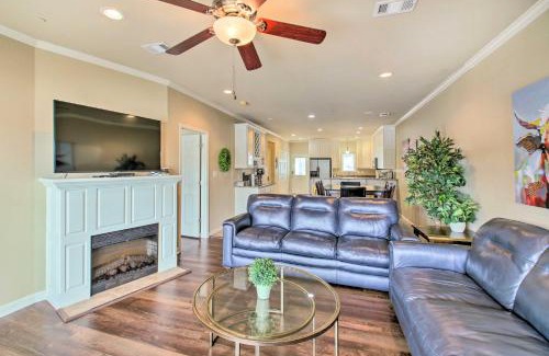 Lake Hamilton Apartment | Balcony and Boat Slip Lakefront Unit in Hot Springs