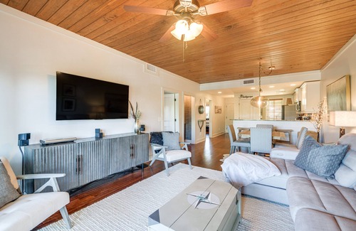 Dadeville Condo | Balcony + Community Perks: Lake Martin Condo!