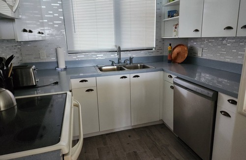 Sand Key Condo | BALCONY HEATED POOL SPA OCT 18-NOV 1nDEC7-20 JAN3-17 MAR 14-28 APR4-18 &18-MAY2
