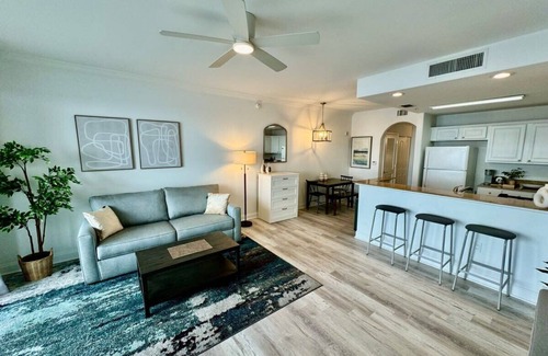 Florida Central Atlantic Coast Apartment | Balcony King Suite - Lake & Pool view
