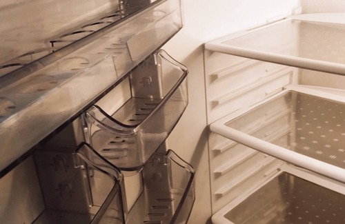 Velilla-Taramay Apartment | Balcony overlooking the sea.