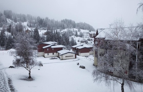 Lanslevillard Apartment | Balcony, parking, tv, ski locker, 28m², Val Cenis