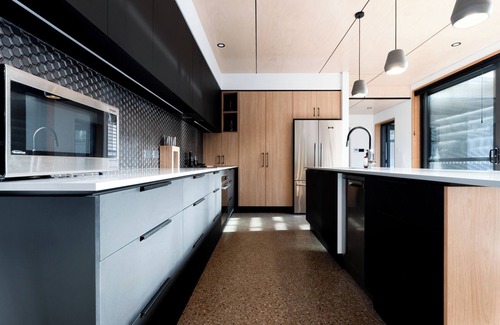 Launceston CBD House | Balfour Cottage WiFi & Parking