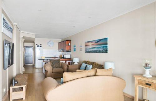 Westbrook Apartment | Bali Hai 103 by Host Agents