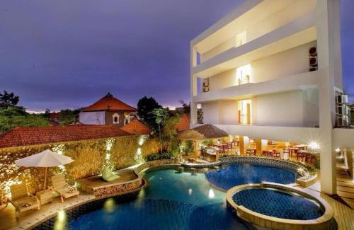 Seminyak Apartment | Bali King Suites 503 - Studio with Mini-Kitchen, Resort-style Pool, Wi-Fi and Netflix, AC, Digital Nomad Heaven