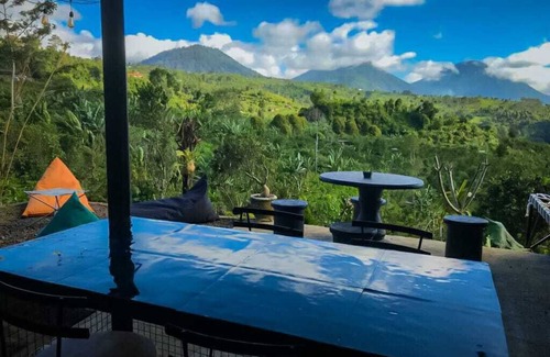 Gobleg Cabin | Bali Nature! Private Mezzanine Cabin w/nature view in Buleleng