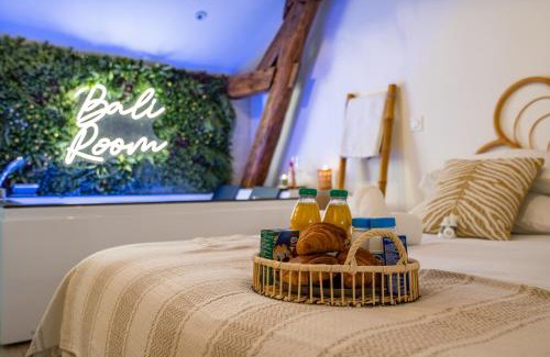 Montgeron Apartment | BALI ROOM/Magnifique studio évasion JACCUZI