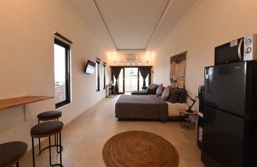 Babakan Apartment | Bali Slow Living at Navee Stay - Your Sunny Sanctuary in Canggu