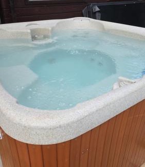 Vijfhuizen House | Balistyle guesthouse incl Jacuzzi near Amsterdam and Schiphol