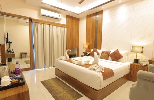 Jeypore Hotel | Balkrishna Palace