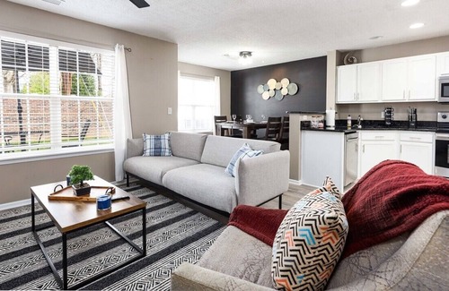 Ballantyne East House | Ballantyne charming, cozy townhome