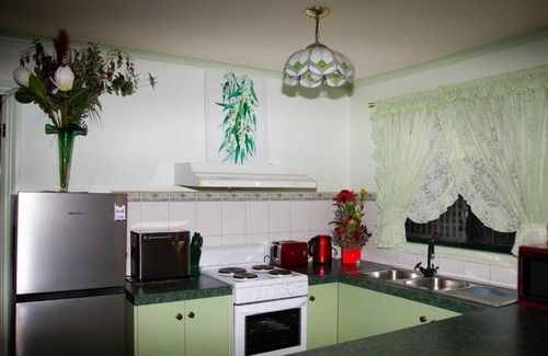 Redan House | Ballarat Aroma Cottage