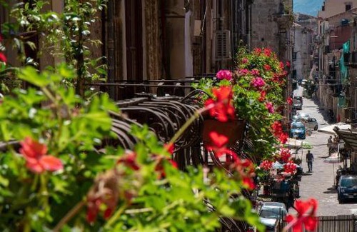 Albergheria Hotel | Ballaro' Hotel - Budget Room
