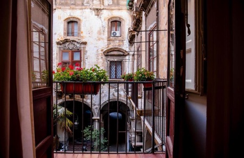 Albergheria Hotel | Ballaro' Hotel - Budget Room