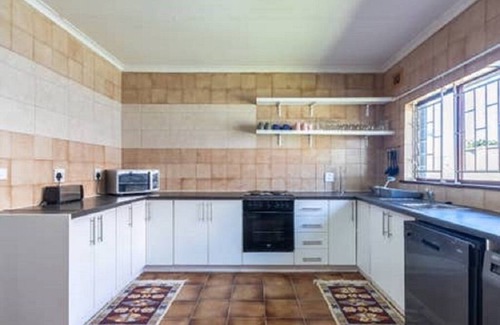 Ballito House | Ballito Beach Villa - Sandra Road