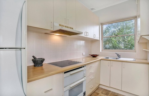 Balmain East Apartment | Balmain - CLIFT Clifton Street - Charming 1BR with Harbour Views Parking in Balmain East