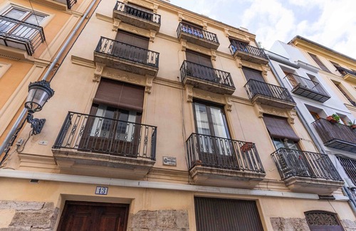 El Pilar Apartment | Balmes Flat Central Market