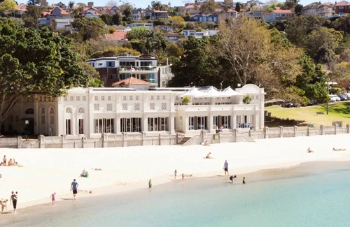 Mosman Apartment | Balmoral - RAG03 Raglan Street - Spacious 2BR Apartment with Large Balcony Just 200m from Balmoral Beach