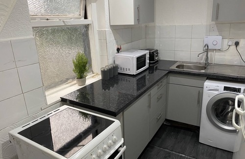 Manchester Apartment | Balmy’s Place