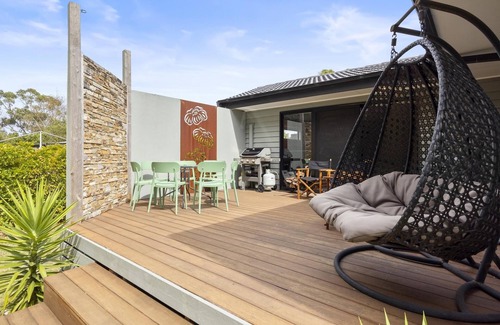 Balnarring Beach House | Balnarring Beach Haven - 1 NIGHT FREE!* - Peaceful, tranquil retreat with modern amenities. Walk to beach.