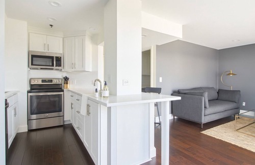 SoNo Apartment | Baltimore Place