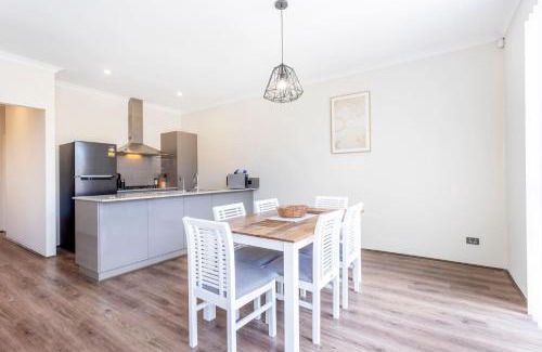 Harrisdale House | Bambili Family Place