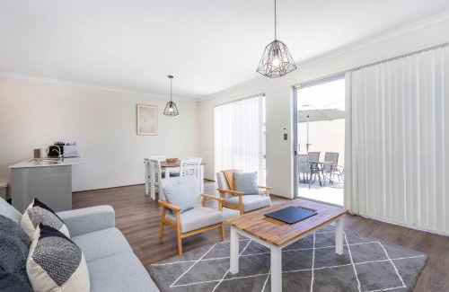 Harrisdale House | Bambili Family Place