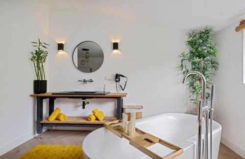 Bentveld Apartment | Bamboe Suite Bentveld met ligbad en gratis parkeren