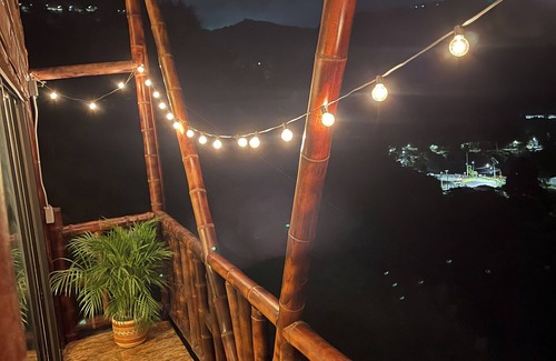 Medellin Cabin | Bamboo Lodge, Cabaña Perdida en el Bosque