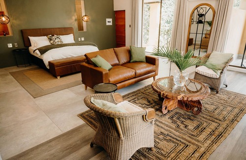 Ligfontein Hotel | Bambuu Lakeside Lodge