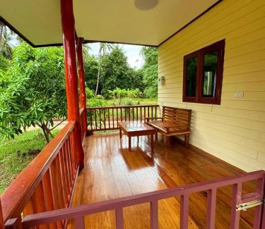 Ko Pha-ngan House | Ban Tai, New houses, 1 bedroom with AC in quiet area close to main road