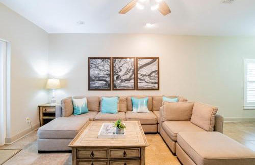 Sunset Pass House | Banana Bay 6056 By Pkrm
