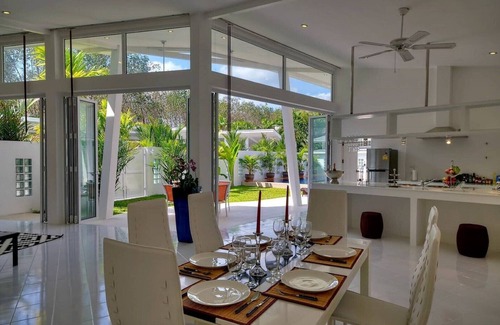 Pa Klok Villa | Banana villa is a place of calm and serenity