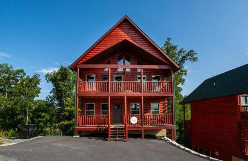 Sevierville House | Bandit Lodge BRAND NEW CABIN w Pool