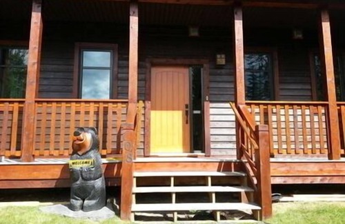 Banff House | Banff - A Den In The Mountains