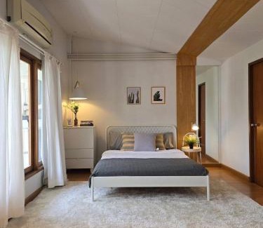 Khlong Tan Nuea Apartment | Bangkok Central Pet-Friendly Private 3BR House