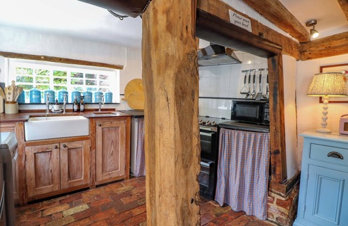 Hingham Cottage | BANK HOUSE, pet friendly, character holiday cottage in Hingham