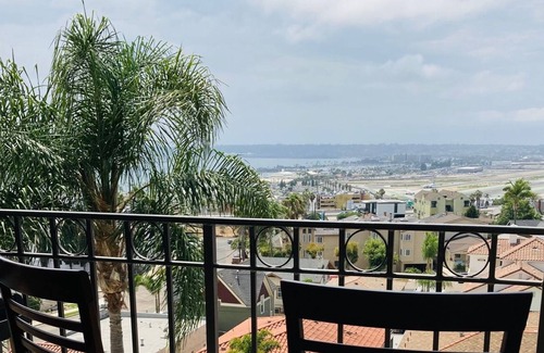 Bankers Hill Condo | Bankers Hill Penthouse with Million Dollar Views!