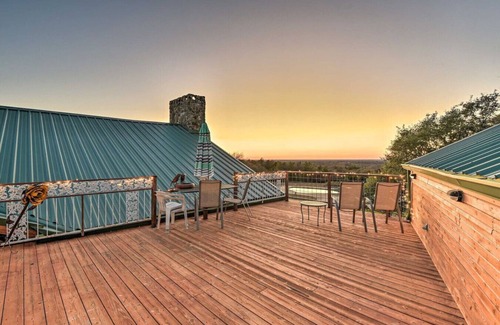 Forestburg Apartment | Banquet Hall & Pool: Expansive Forestburg Ranch!