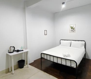 San Chao Pho Suea Apartment | BAO The Giant Swing เสาชิงช้า San Chao Pho Suea - ศาลเจ้าพ่อเสือ xPro