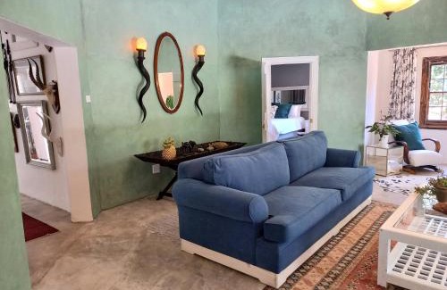 Umhlali Beach House | Baobab Suite - Villa Roc Guesthouse Salt Rock, Ballito, Solar Power