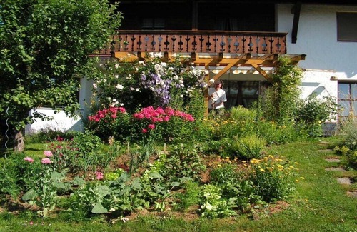 Ginselsried House | Barbara Hintermair Comfortable holiday residence