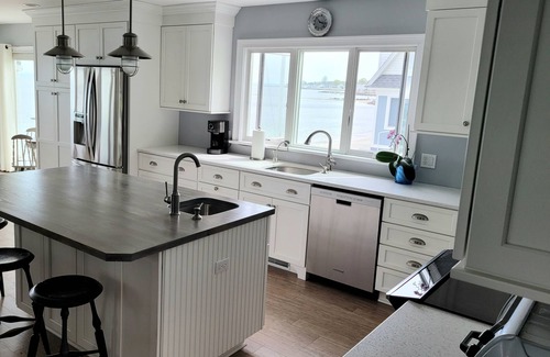 Niantic House | Barbara's Beachfront - Private Beach, Ocean Views, Perfect New England Getaway!
