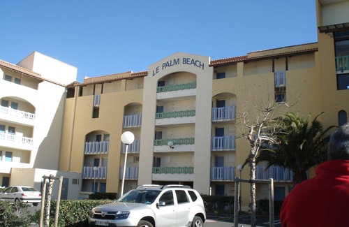 Saint-Hippolyte Apartment | BARCARES. Res. the "Palm Beach" 50 meters from the Grande Plage.