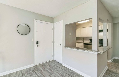 Marietta Apartment | Barcelo at East Cobb Q1 1 Bed 1 Bath Furnished
