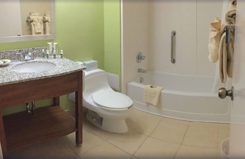 Northeast Virginia Beach Resort | Barclay Towers featuring a beautiful beach front view