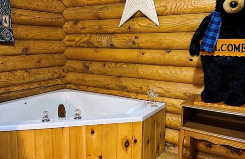 Blairsville Cabin | Bare Necessities-Gorgeous Two-Story Cabin in the North Georgia Mountains!