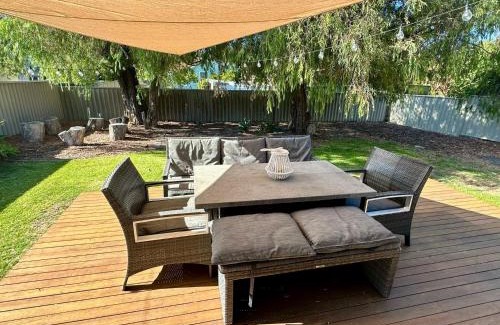 Geographe House | Barefoot Beach Cottage